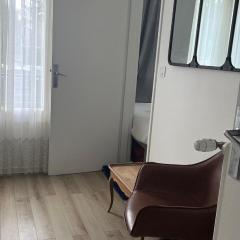 Cozy studio 12 minutes de Paris Montparnasse