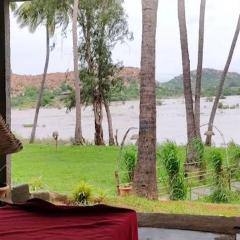 River Bay Hampi