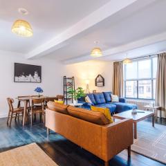 Stunning 3BR Townhouse, Terrace, Games, Free Parking