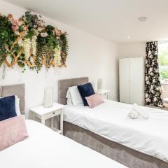 KGV Stays Millbrook Executive Smart Corporate Apartment with Excellent City Links