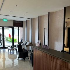 ARTsC Newville Luxury