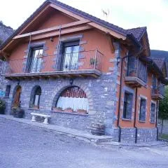 Casa Miguel Périz