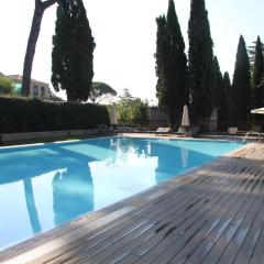 Clio Apartment