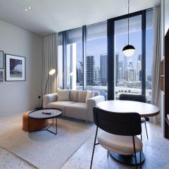 Modern Studio, Burj Khalifa View, Upside Living