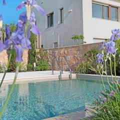 Lake view garden pool Exclusive newly build