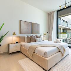 Near Gadaf Community Park, Few Minutes Walk to Circle Mall, Short Drive to Dubai Miracle Garden and Butterfly Garden - Binghatti Amber, JVC by Deluxe Holiday Homes