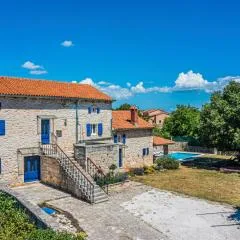 Kutić in Štokovci (Haus für 10-15 Personen)