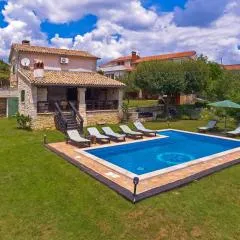 Stara Hiža in Sveti Petar u Šumi (Haus für 6-8 Personen)