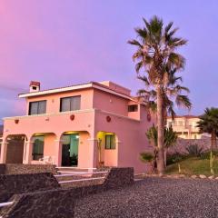 Oceanfront - Casita Rosa
