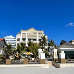 Golfinhos Apart-hotel - Apto térreo frente ao mar!!!