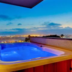 Hilltop Hacienda – Private Villa Panoramic Views