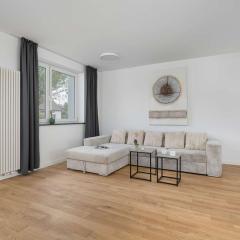 A Unique House with a Terrace and Garden in Cracow for 8 People by Noclegi Renters
