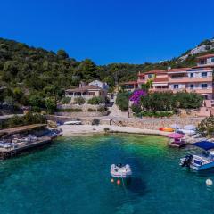 Katja in Vinišće * Mittel-Dalmatien