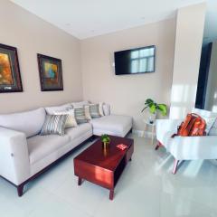 Apartamento Minimalista en el Centro de Loja