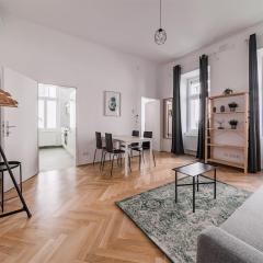 Trendy Schönbrunn Apartment