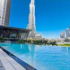 Next to Burj Khalifa & Dubai Mall Luxury 2 BR W Dubai Skyline Views - Like Home