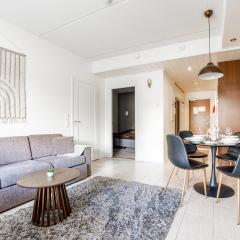 Modern 1BR Apt with Private Sauna & Next to Ski Slopes