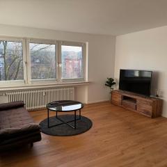 3 Zimmer Wohnung mit Garten