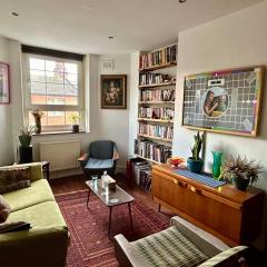 Open plan stylish urban flat