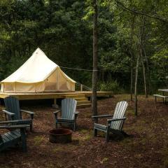 Starlit Glamping Bell Tent Sanctuary Near Sinking Creek, Missouri
