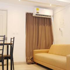 Beachfront building-Workspace, Cozy & Affordable!