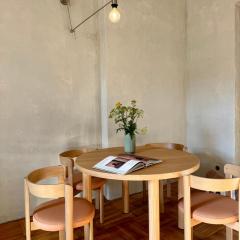 Old Soul,New Style,Best location