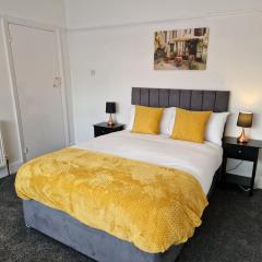 Spacious four bedroom Home with Parking Family Friendly