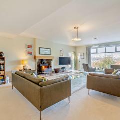 5 Bed in Windermere 93302