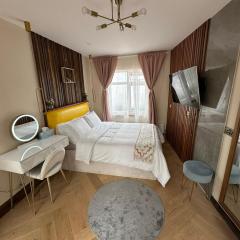 Guest suite with hot tub and sauna