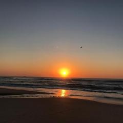 Estúdio Aurora no Campeche by Achei