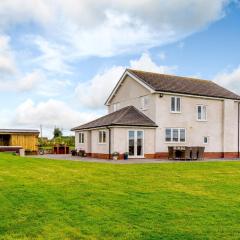 4 Bed in Denbigh 78960