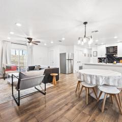 4BR Modern Getaway by Lackland & SeaWorld