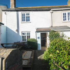 2 Bed in Charmouth DC189