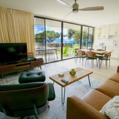 OCEAN FRONT modern 2BR 2BA, king bed, beach, pool!
