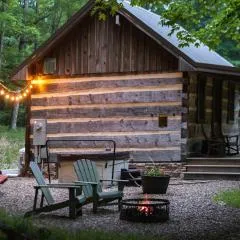 Rustic Wooden Cabin with Hot-tub in Riverton, West Virginia