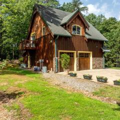 Delightful Cabin Rental with Mountain Views near Chattahoochee National Forest, Georgia