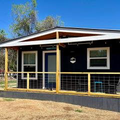 Guadalupe River Glamping, Ideal for a New Braunfels Getaway