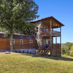 Family-Friendly Cabin with Hot Tub in the Ozark Mountains and nearby Beaver Lake, Eureka Springs