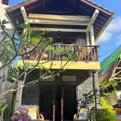 Villa Harmoni Candidasa beach
