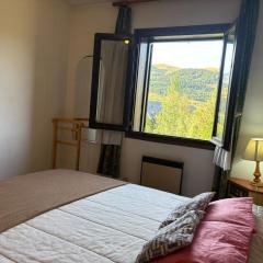 Apartamento con balcón Falcó 14