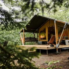 Charming Safari Tent with Sauna and Fire Pit in North Woodstock, New Hampshire