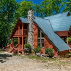 Gorgeous Cabin with Pool Table, Fire Pit and Hot-tub in Cleveland, Georgia