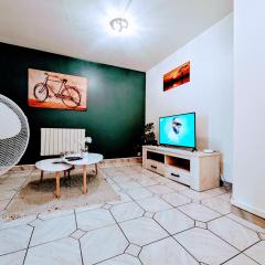 Spacious and comfortable apart with terrace in downtown