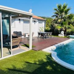 Villa accueillante avec piscine à Saint-Paul-et-Valmalle