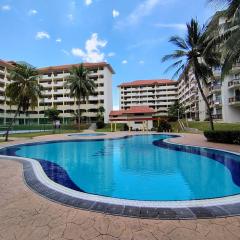 Iris 2 Bedroom Pool View Balcony