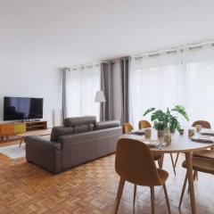 Cozy 2BR Apt with Balcony-4 Guests-15th Paris