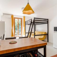 Proletarian Apartment