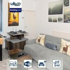 3 Bedroom House By WillCo Property Short Lets & Serviced Accommodation Leicester With Games, Parking, Projector & Perfect For Contractors