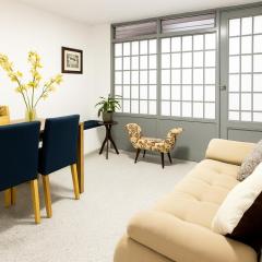 loft cerca a laureles, WIFI, cerca metro y GUARDA EQUIPAJE GRATIS!!