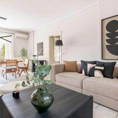 Family Escape in Chalandri by UPSTREET